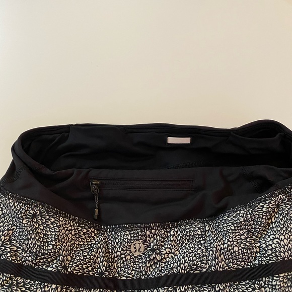 Lululemon Ruffled Tennis Skort Floral - Picture 6 of 6